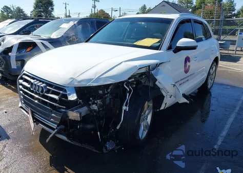 2018 Audi Q5 2.0T Premium/2.0T Tech Premium из США, поврежденный, VIN WA1BNAFY8J2228843